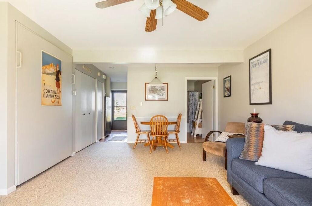 Photo of Livingroom in Ellicottville