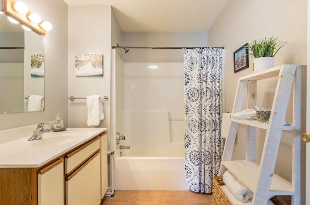 Photo of Bathroom in Ellicottville