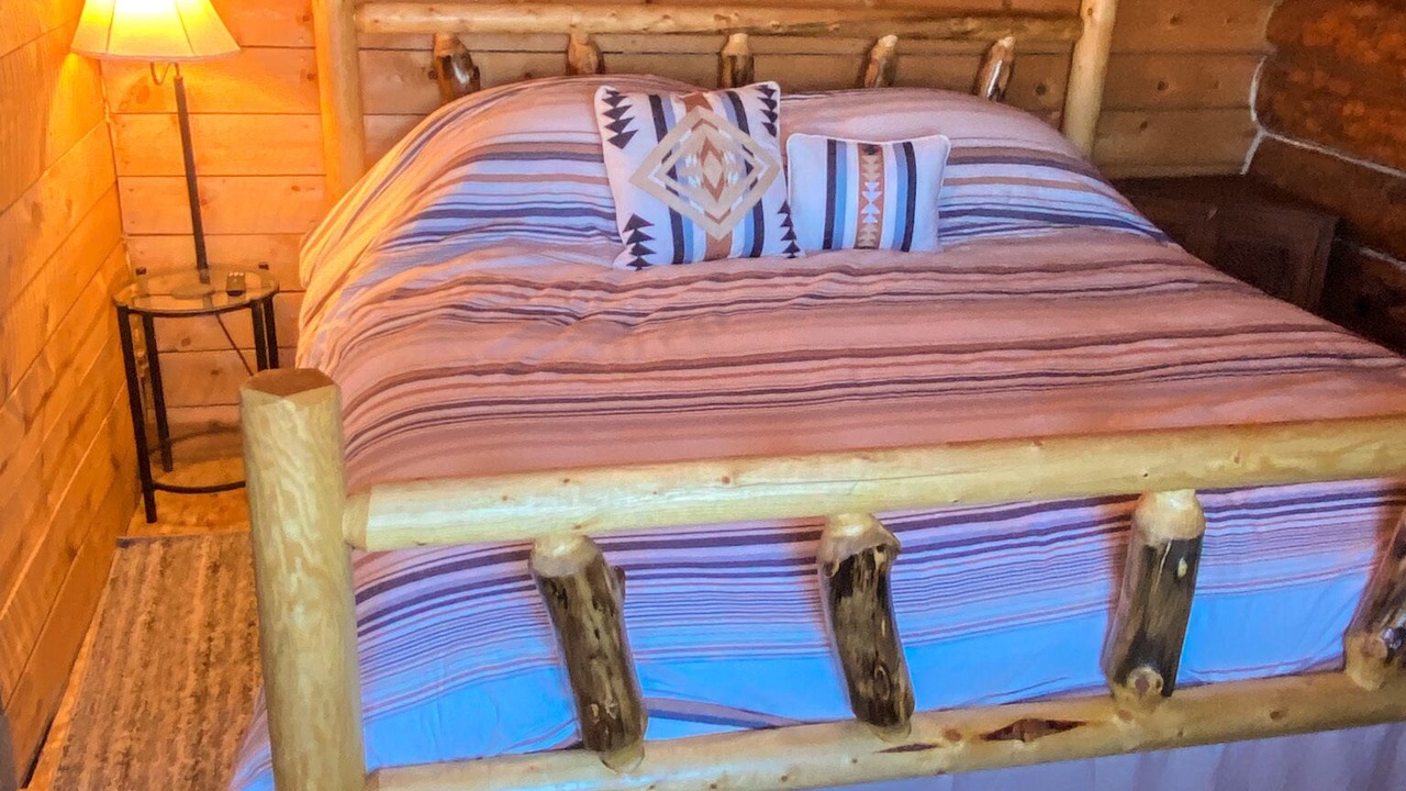 Photo of Bedroom in Rainsville