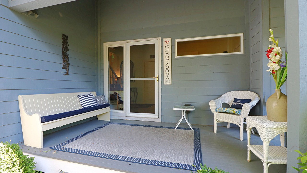 Photo of Patio Balcony in Chautauqua