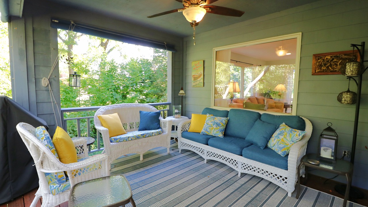 Photo of Livingroom in Chautauqua