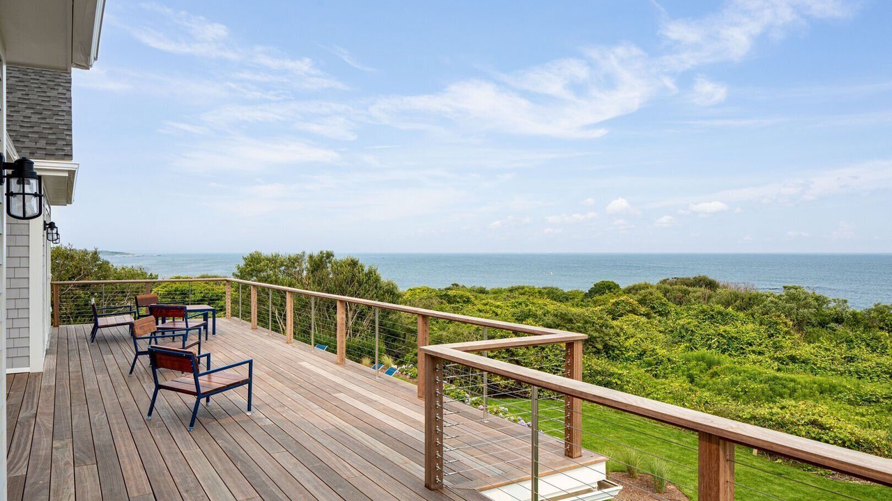 Photo of Patio Balcony in Narragansett