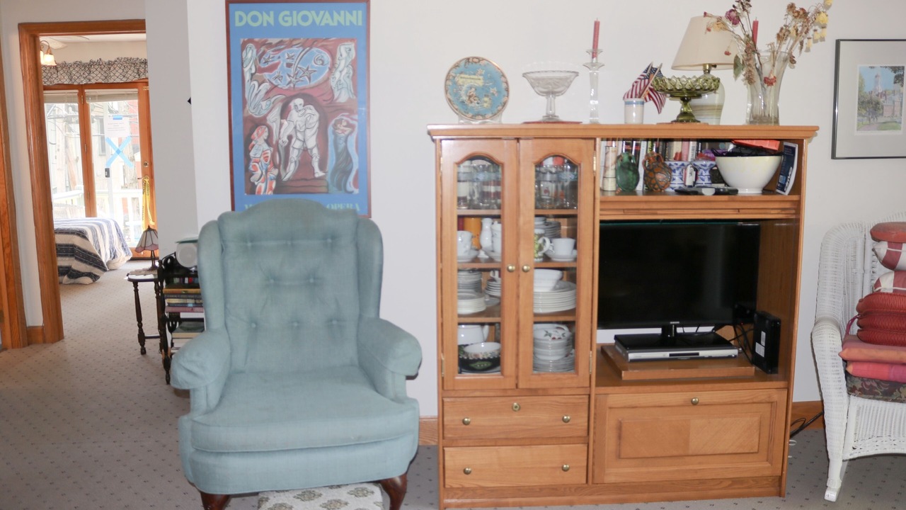 Photo of Livingroom in Chautauqua