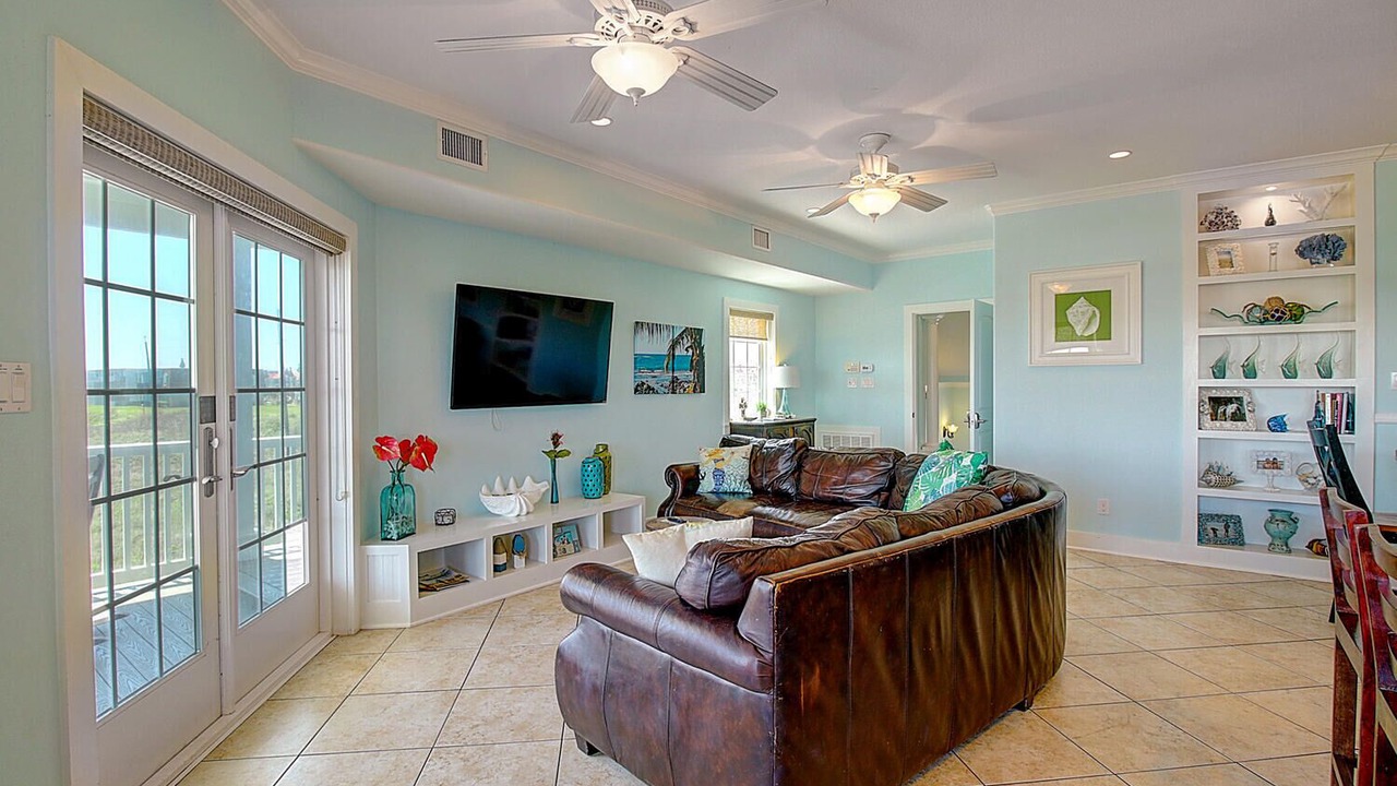 Photo of Livingroom in Sand Point