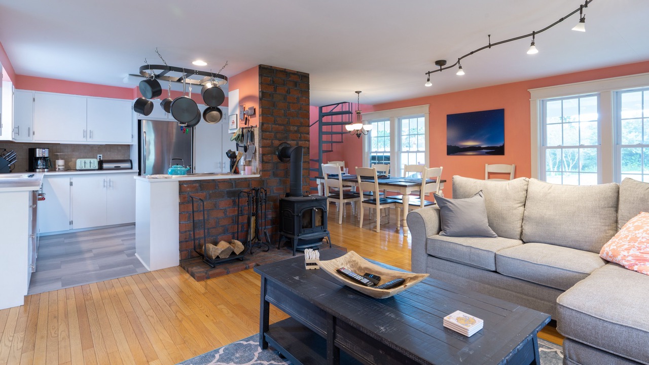 Photo of Bedroom in West Tremont