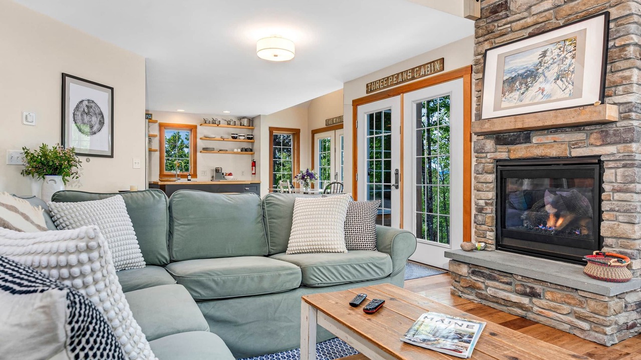 Photo of Livingroom in Bryant Pond