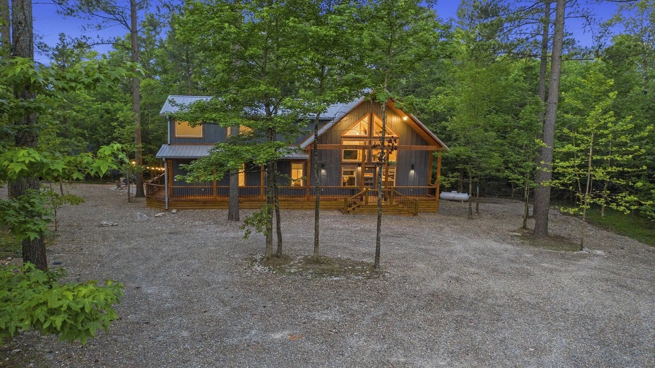 Photo of Outdoor in Golden