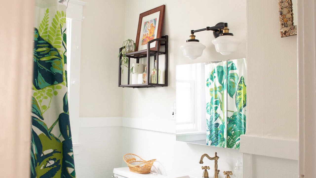 Photo of Bathroom in North Buffalo
