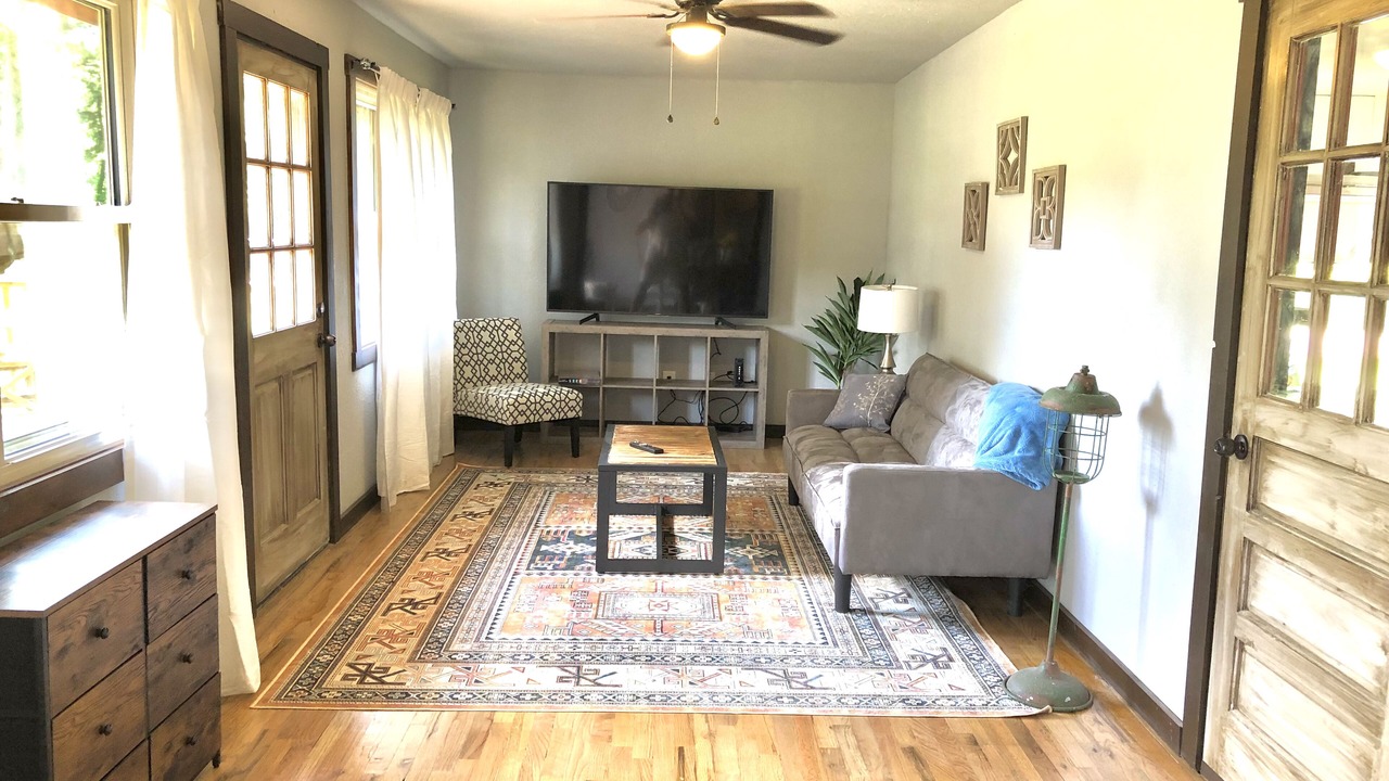 Photo of Livingroom in Clayton
