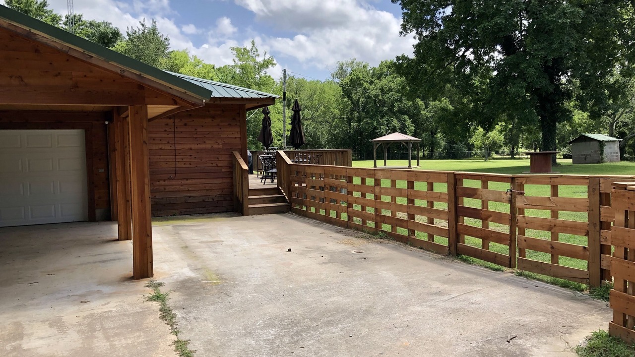 Photo of Outdoor in Clayton