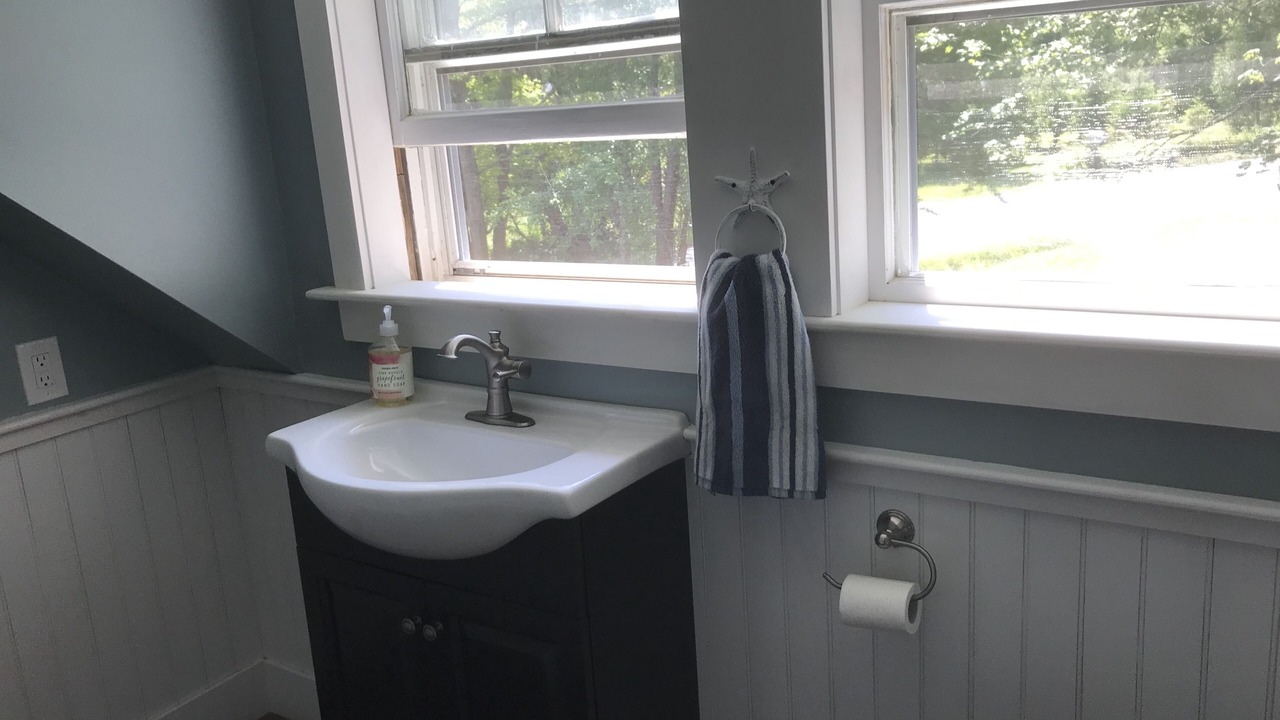 Photo of Bathroom in Chebeague Island