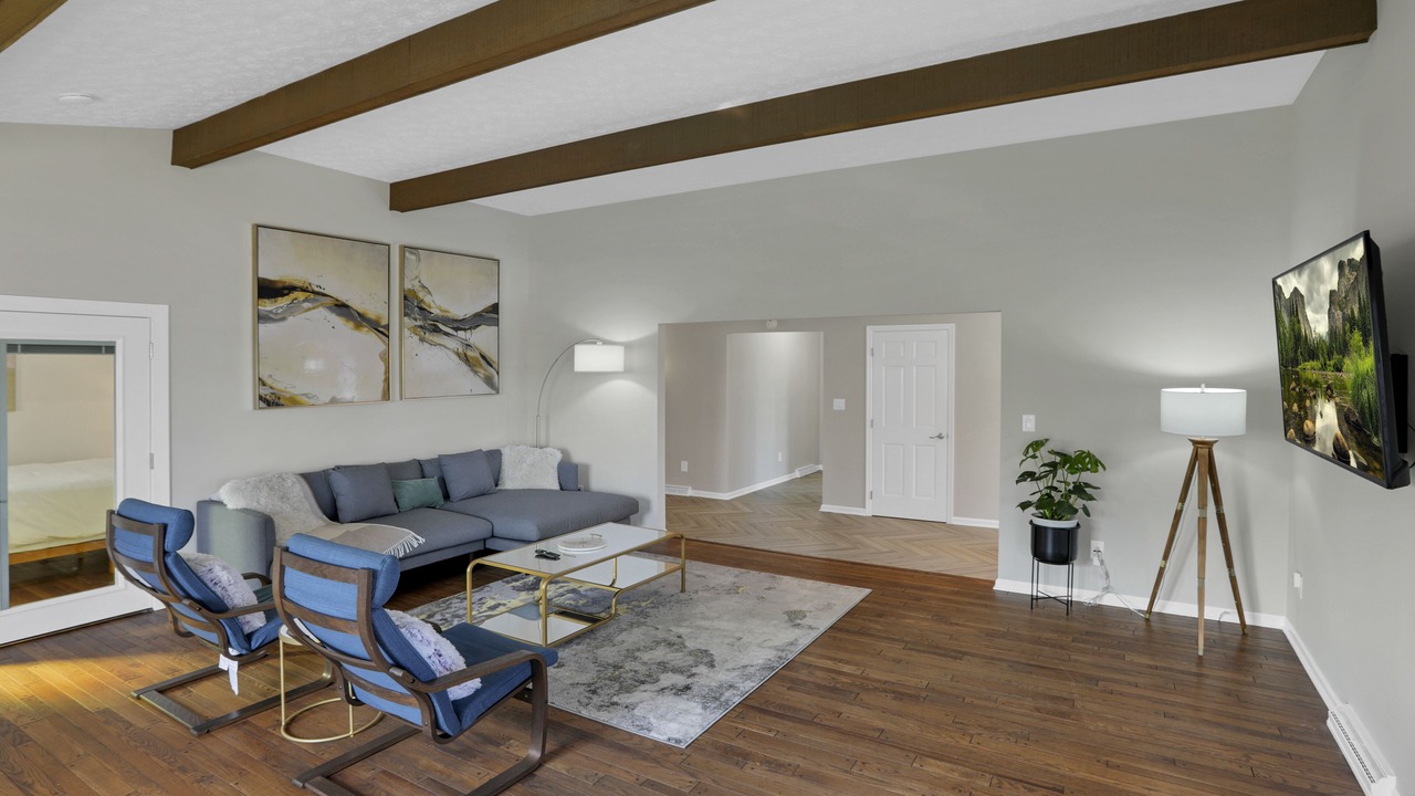 Photo of Livingroom in Buckeye Lake
