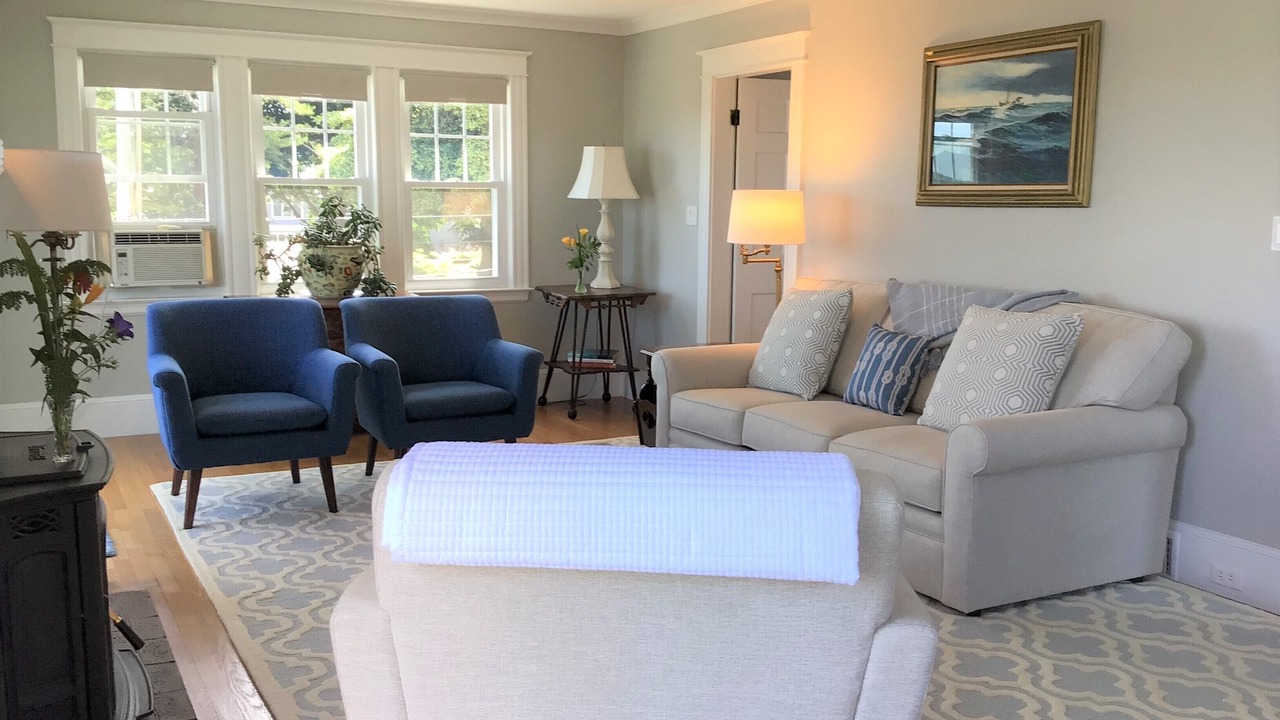 Photo of Livingroom in Loveitts Field