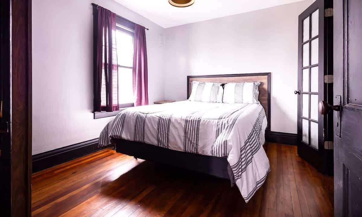 Photo of Bedroom in Niagara Falls