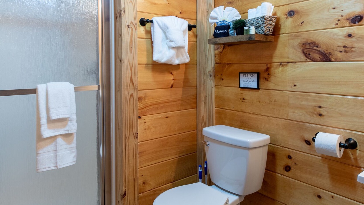 Photo of Bathroom in Chalet Village