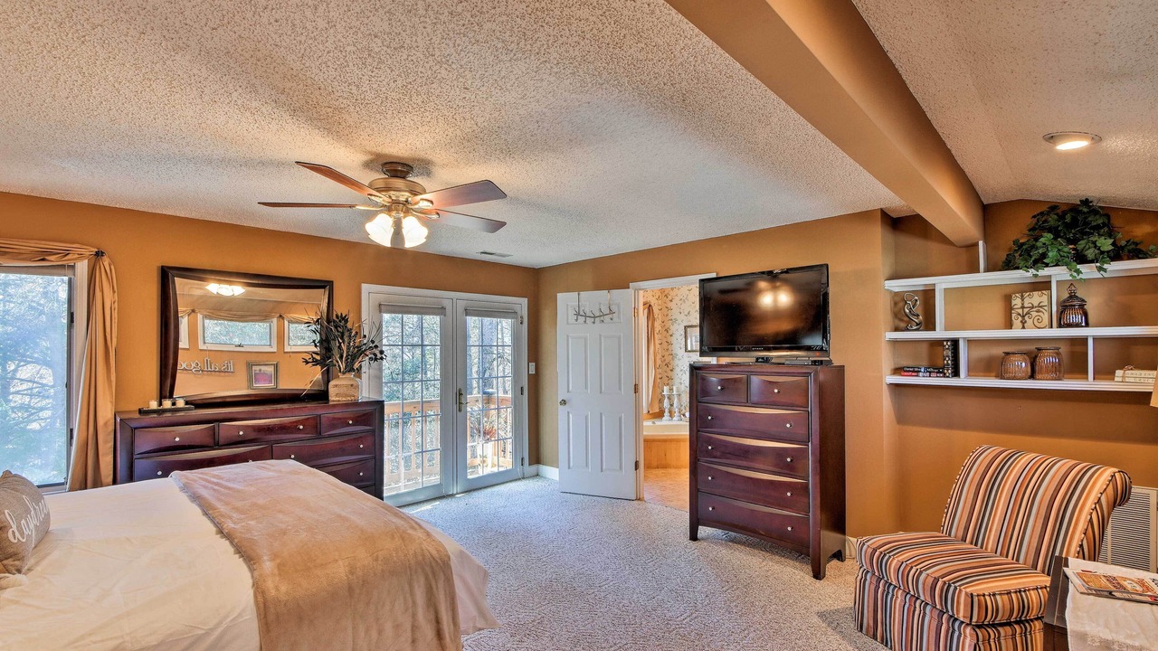 Photo of Bedroom in Chatuge Village