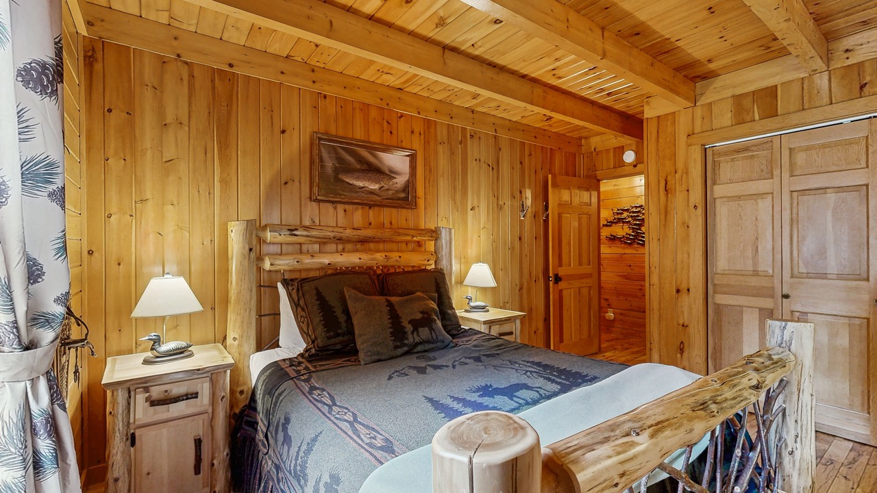 Photo of Bedroom in Beaver Cove