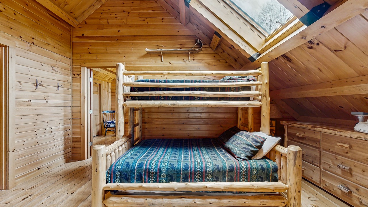 Photo of Bedroom in Beaver Cove
