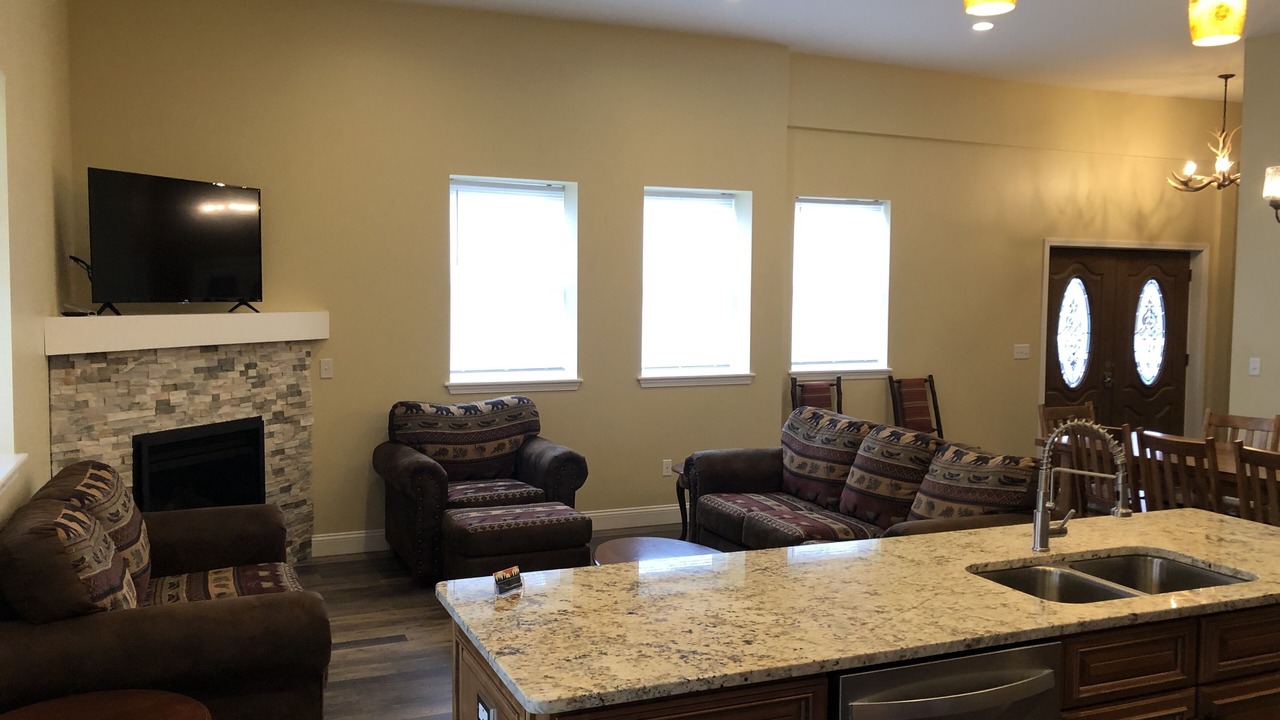 Photo of Livingroom in Ellicottville