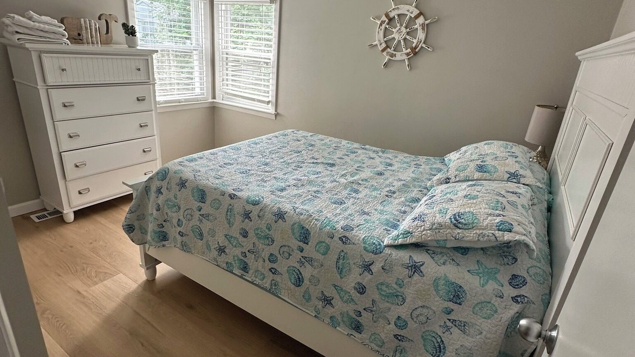 Photo of Bedroom in Bonnet Shores