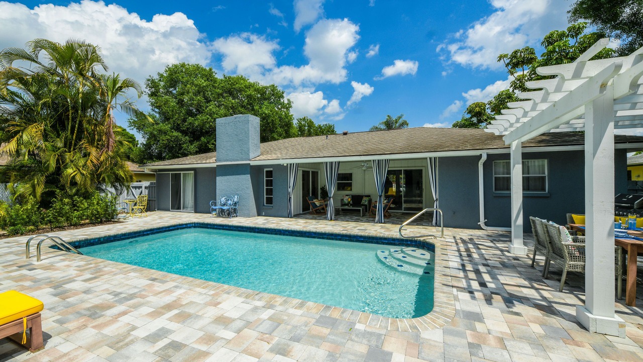 Photo of Outdoor in Bee Ridge