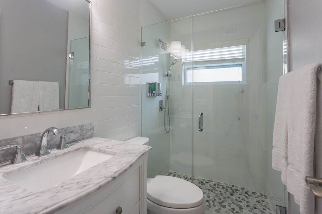 Photo of Bathroom in Birch Park Finger Streets