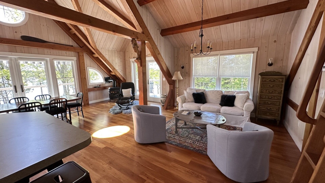 Photo of Livingroom in Waldoboro