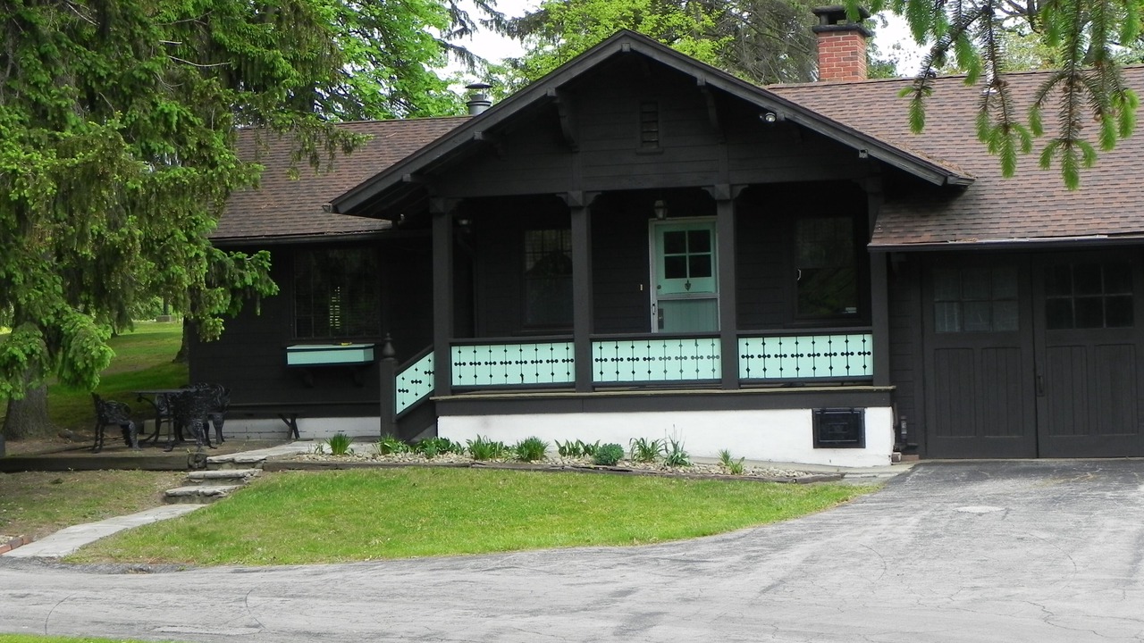 Photo of Outdoor in Hubbard