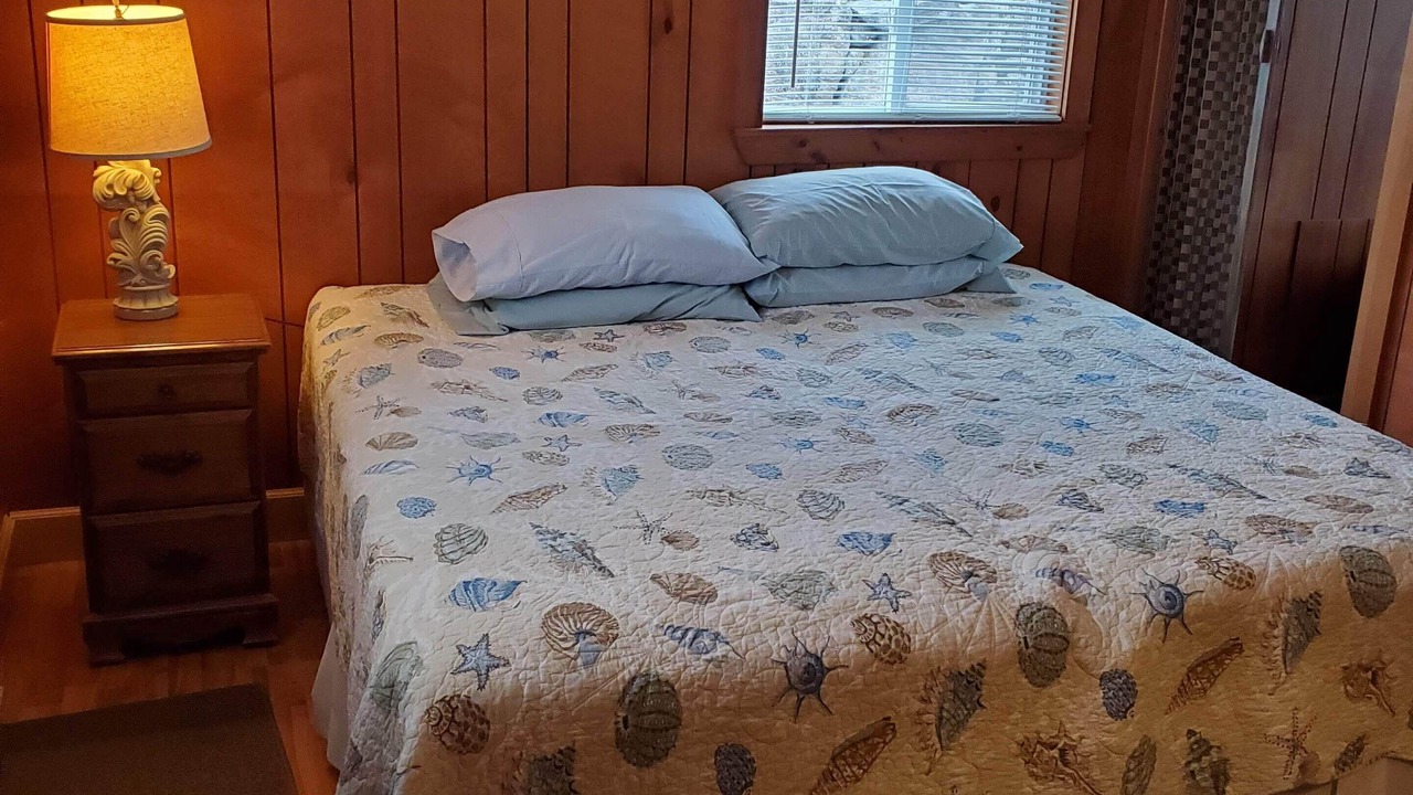 Photo of Bedroom in West Boothbay Harbor