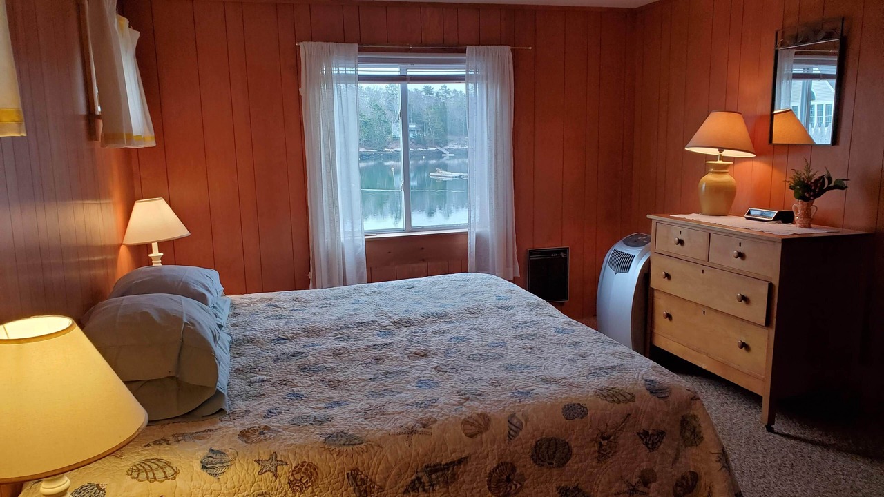 Photo of Bedroom in West Boothbay Harbor