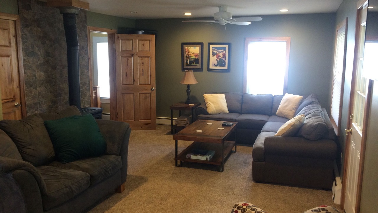 Photo of Livingroom in Ellicottville