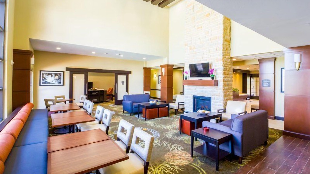 Photo of Livingroom in Legacy Park