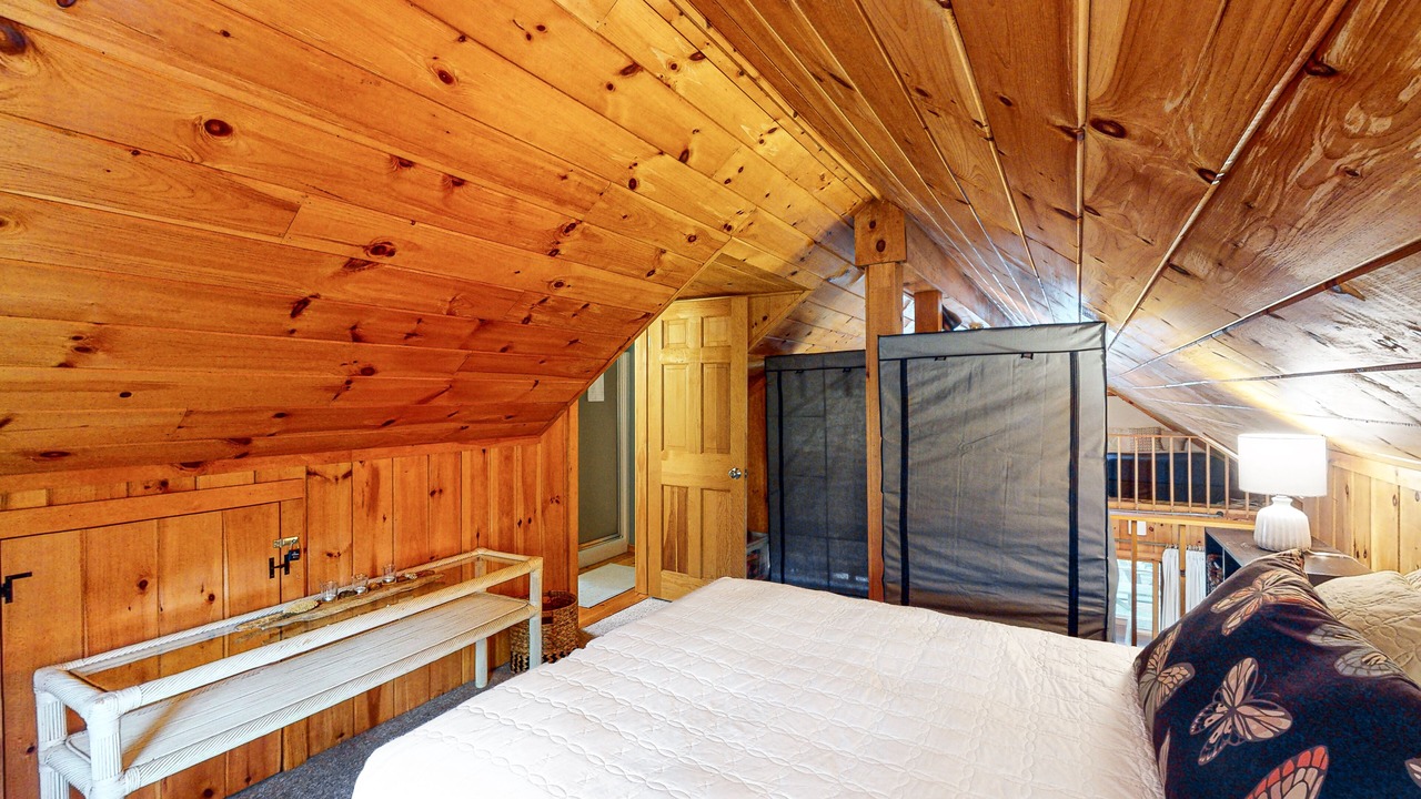 Photo of Bedroom in Ellsworth