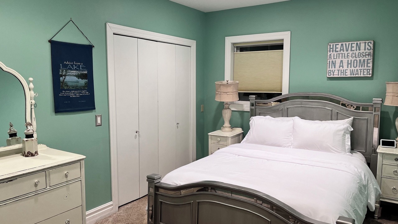Photo of Bedroom in Conesus