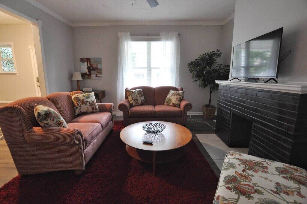 Photo of Livingroom in West Columbus