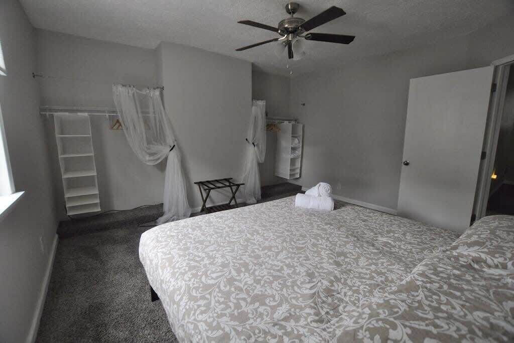 Photo of Bedroom in West Columbus