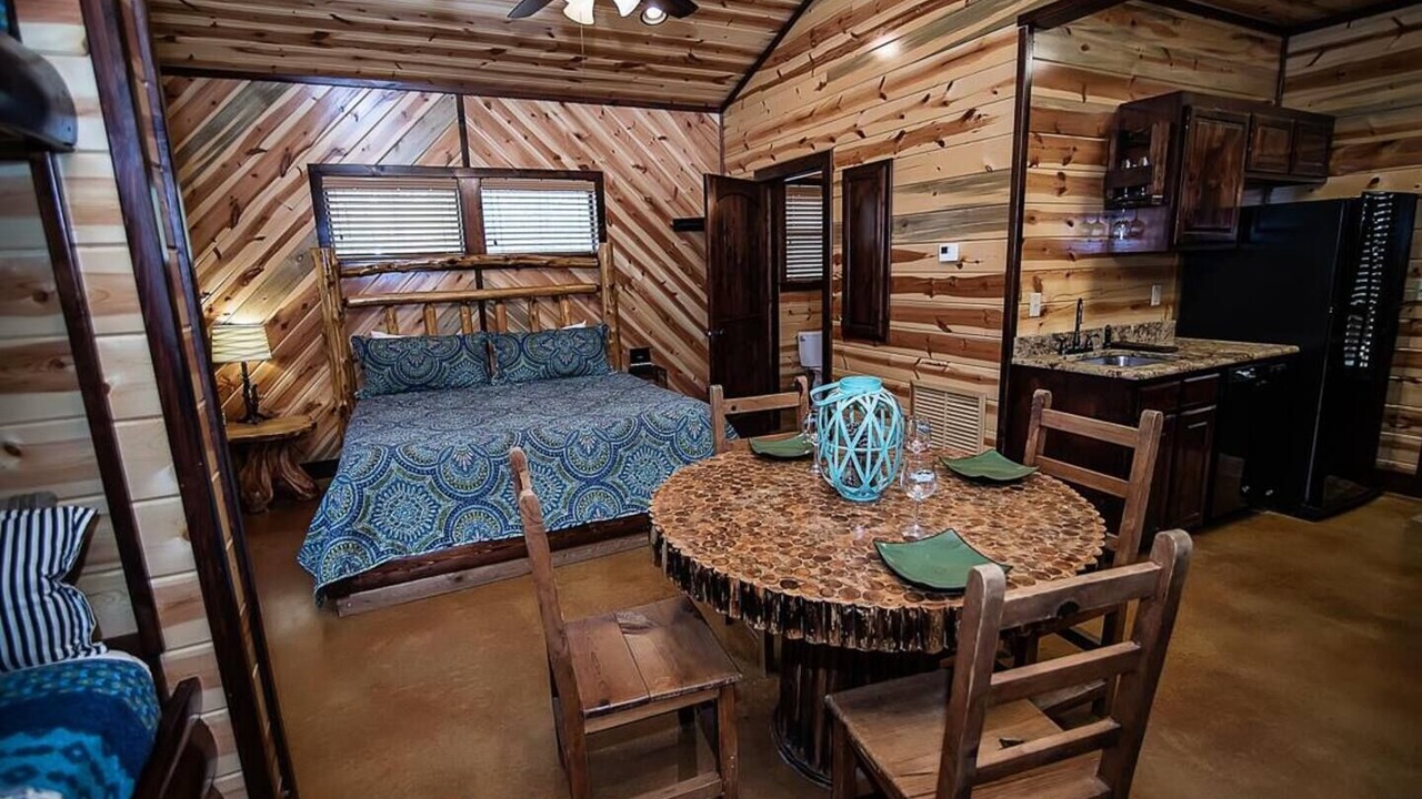 Photo of Bedroom in Hochatown