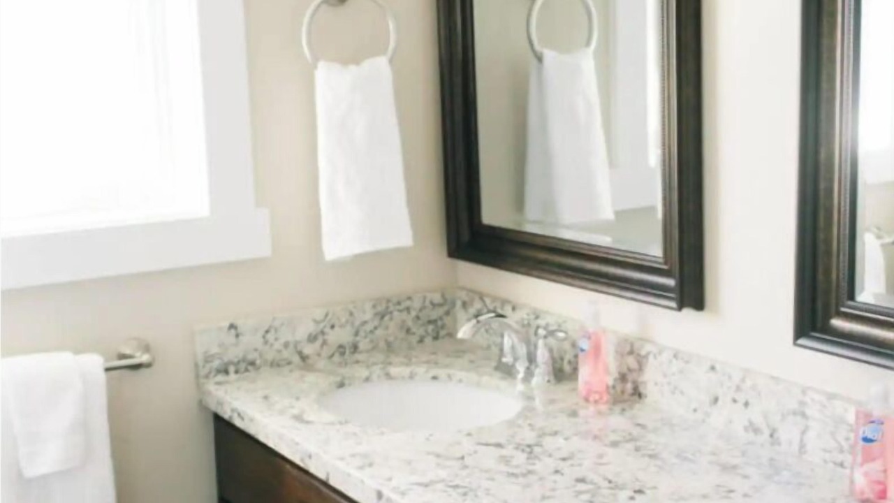 Photo of Bathroom in Garden City