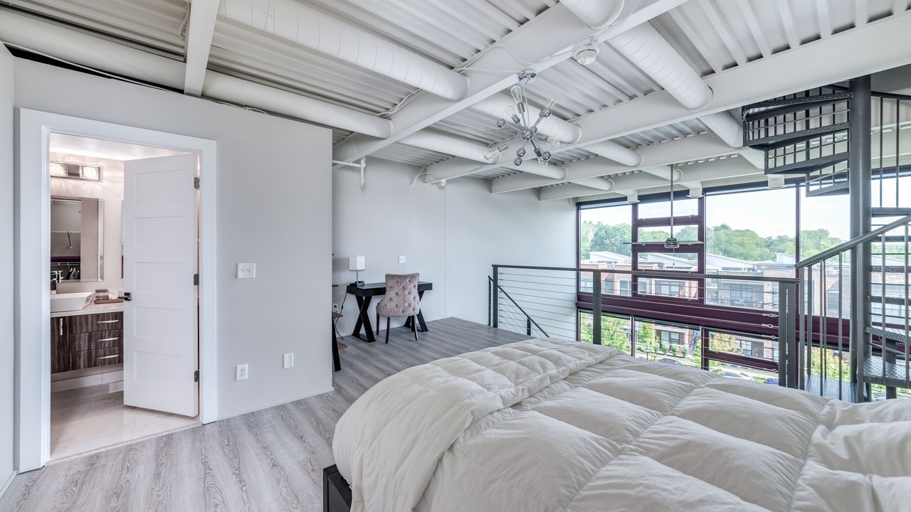 Photo of Bedroom in Italian Village