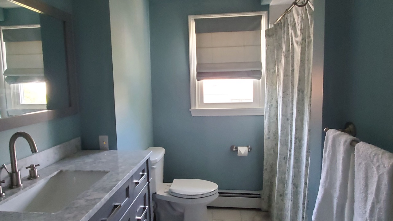 Photo of Bathroom in Eastward Look