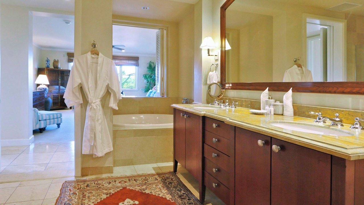 Photo of Bathroom in Wailea