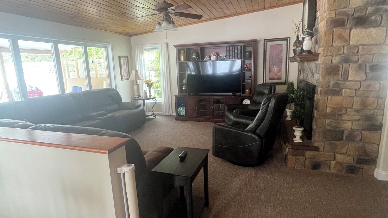 Photo of Livingroom in Ballston Spa