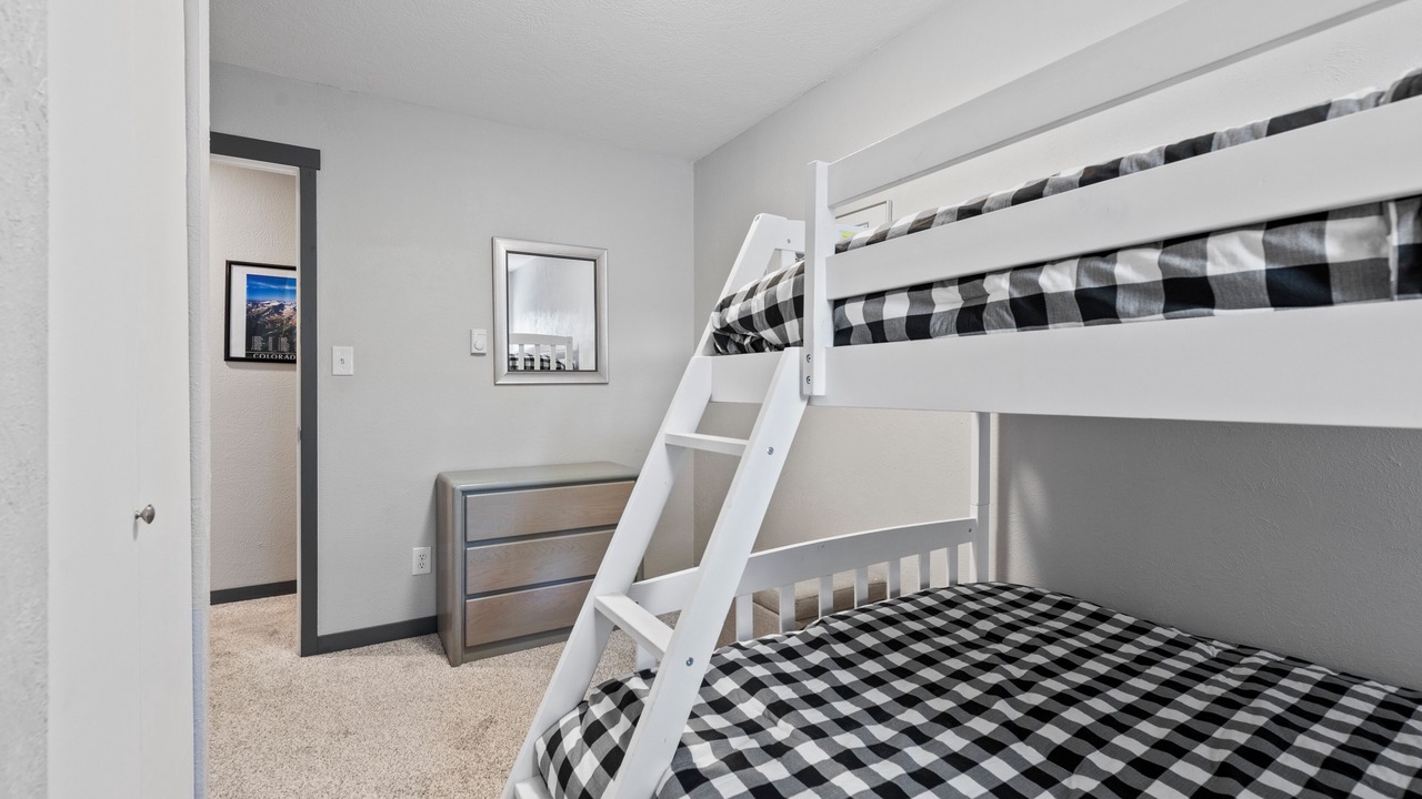 Photo of Bedroom in Historic District