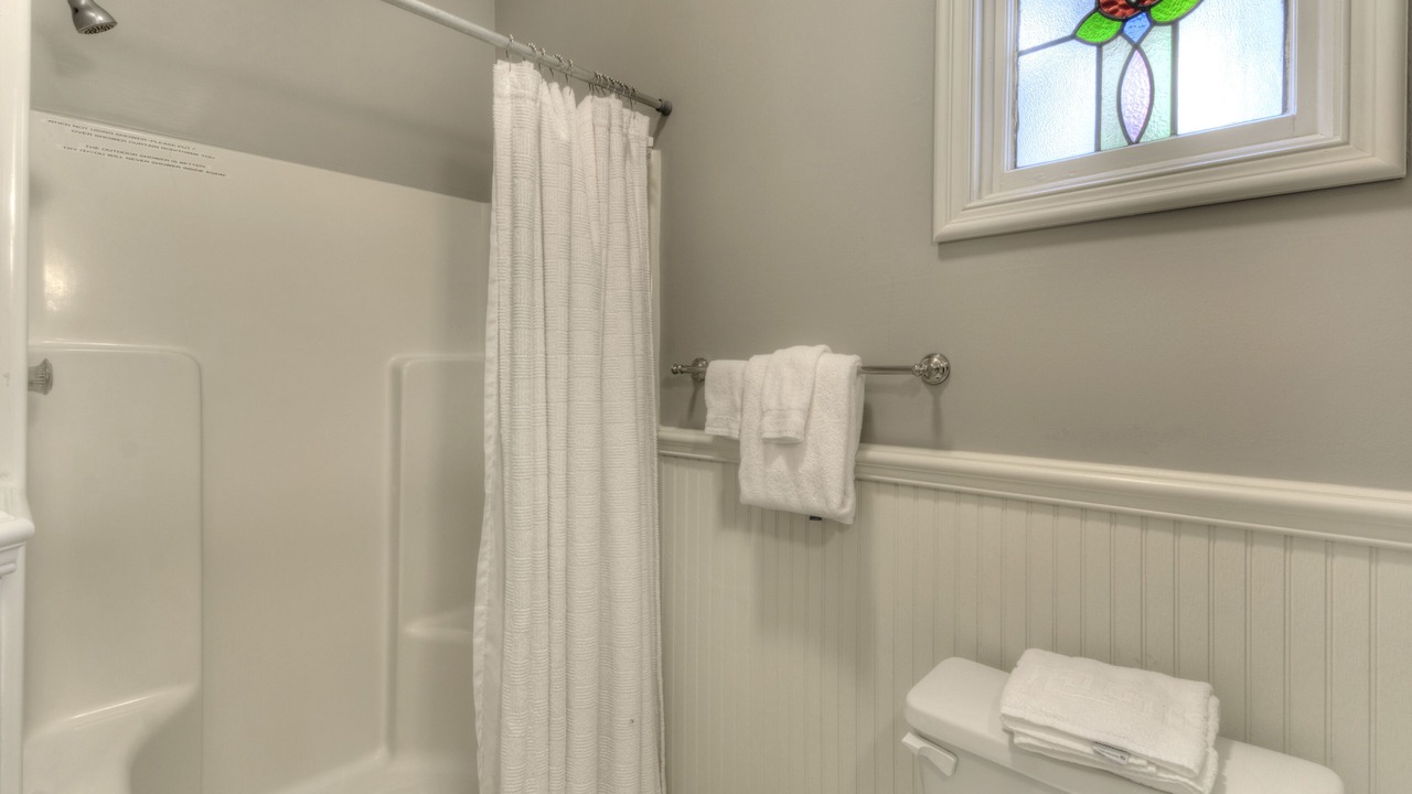 Photo of Bathroom in Saint Simons Island