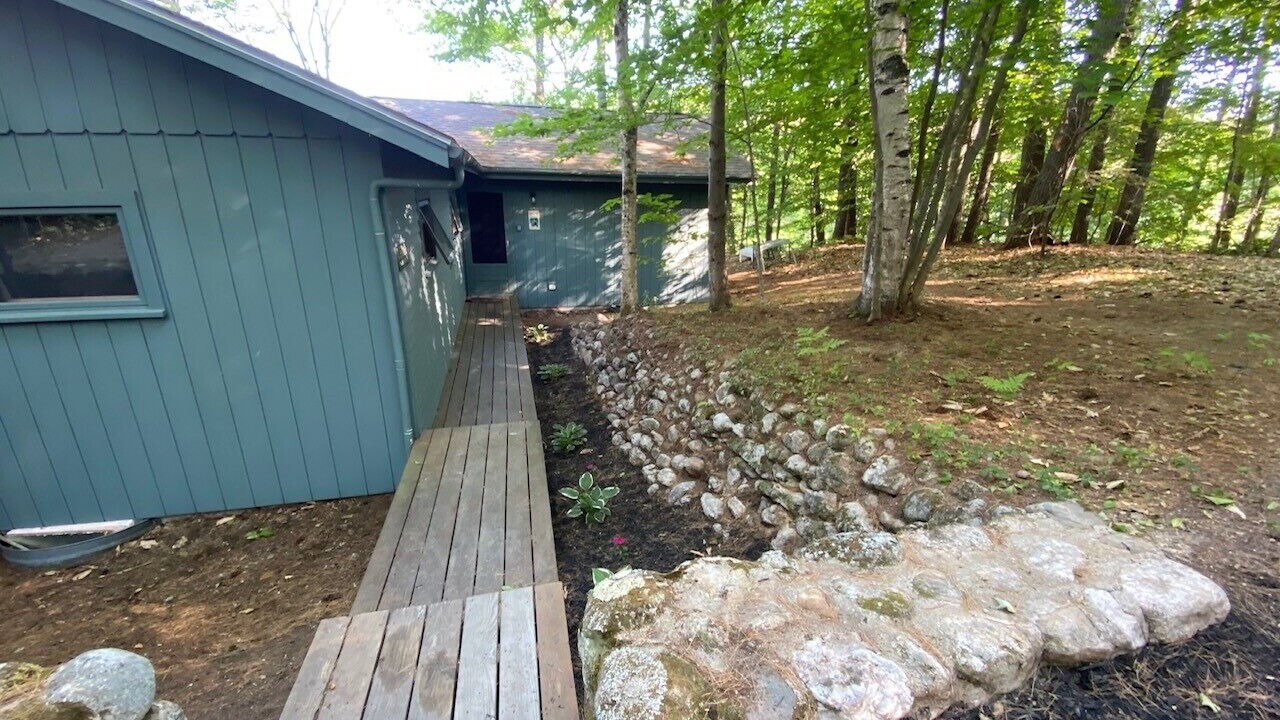 Photo of Outdoor in Center Lovell