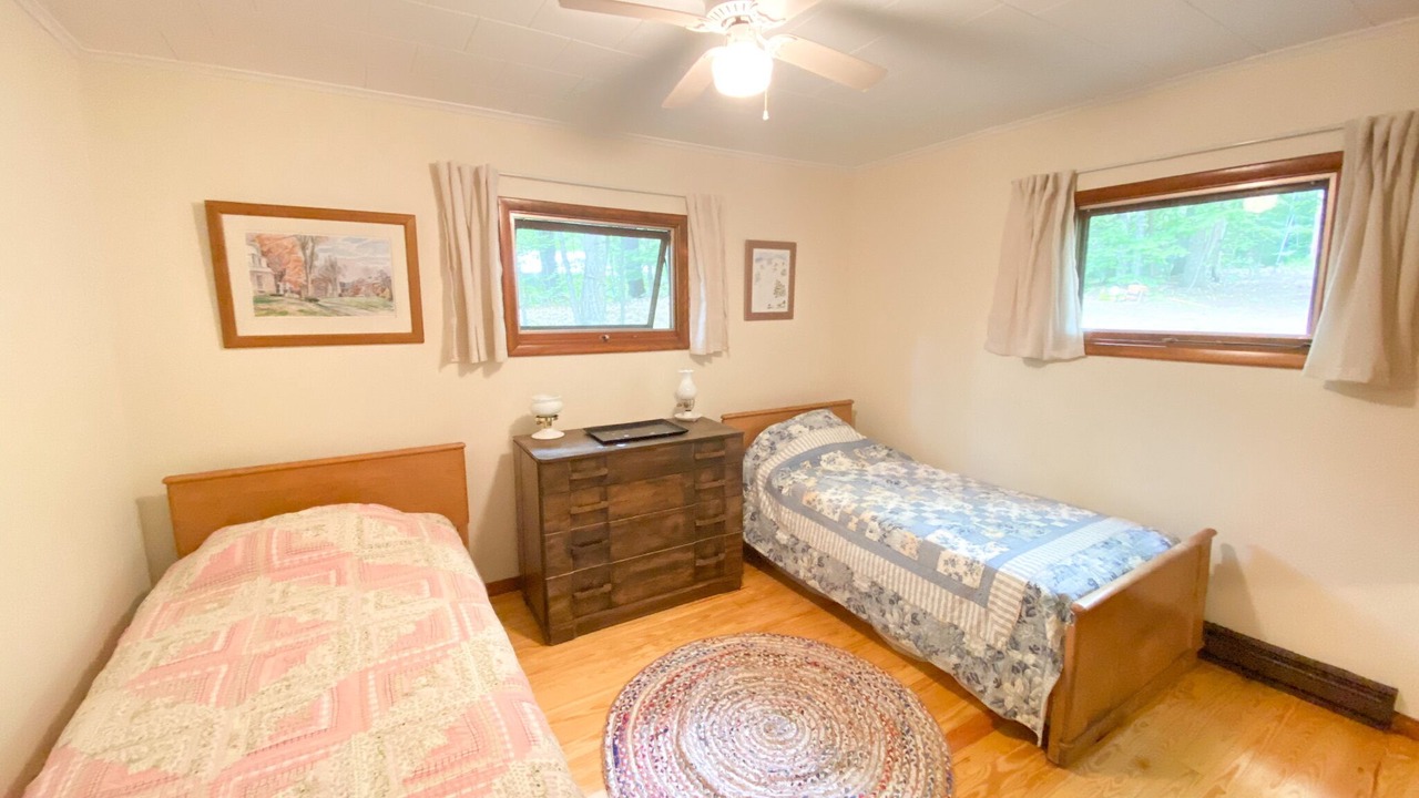 Photo of Bedroom in Center Lovell