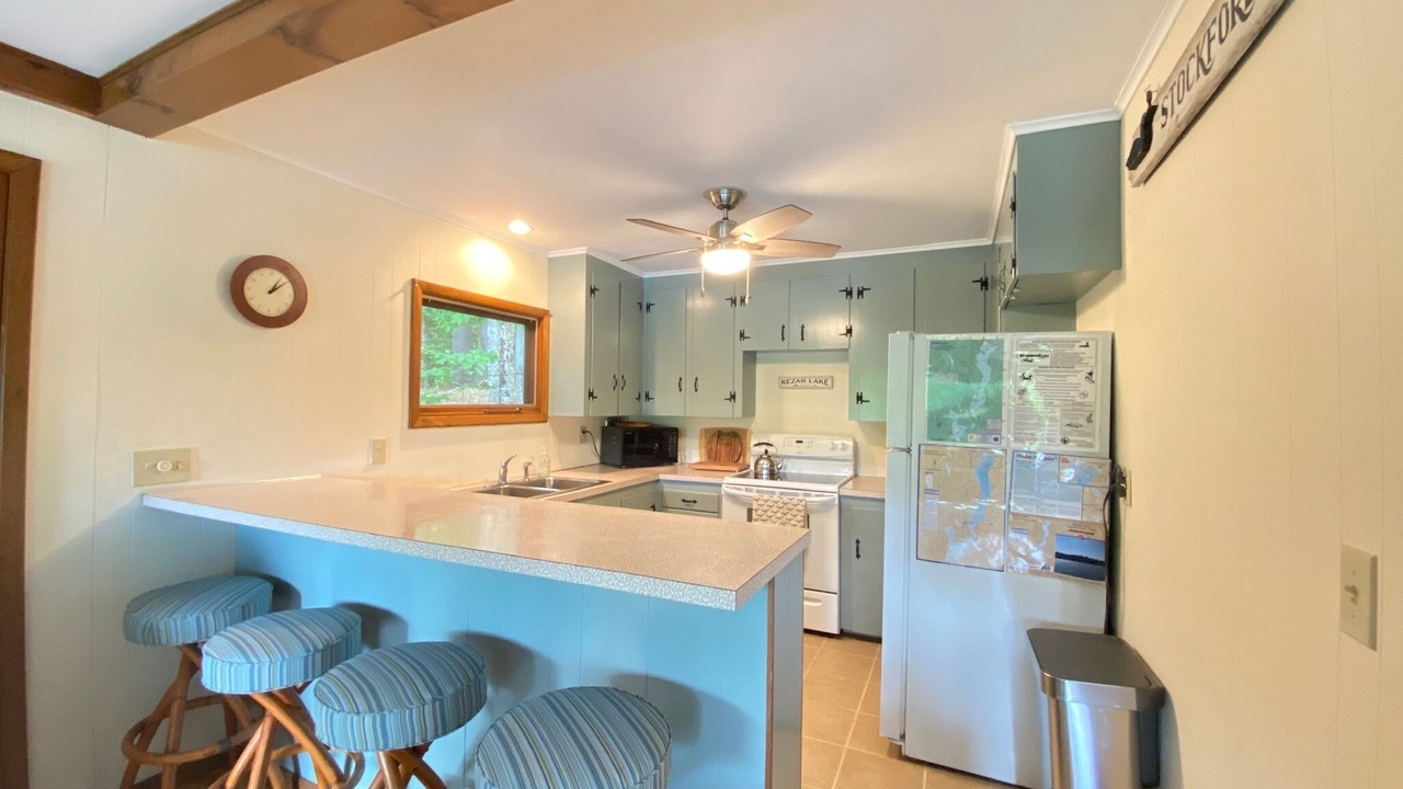 Photo of Kitchen in Center Lovell