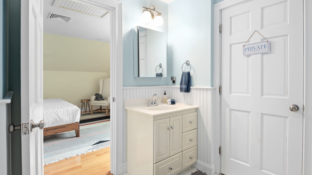 Photo of Bathroom in Mid-Coast and Islands