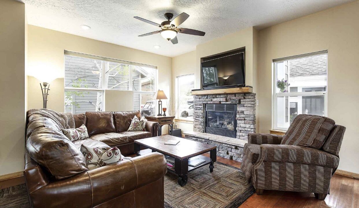 Photo of Livingroom in Bear Hollow Village