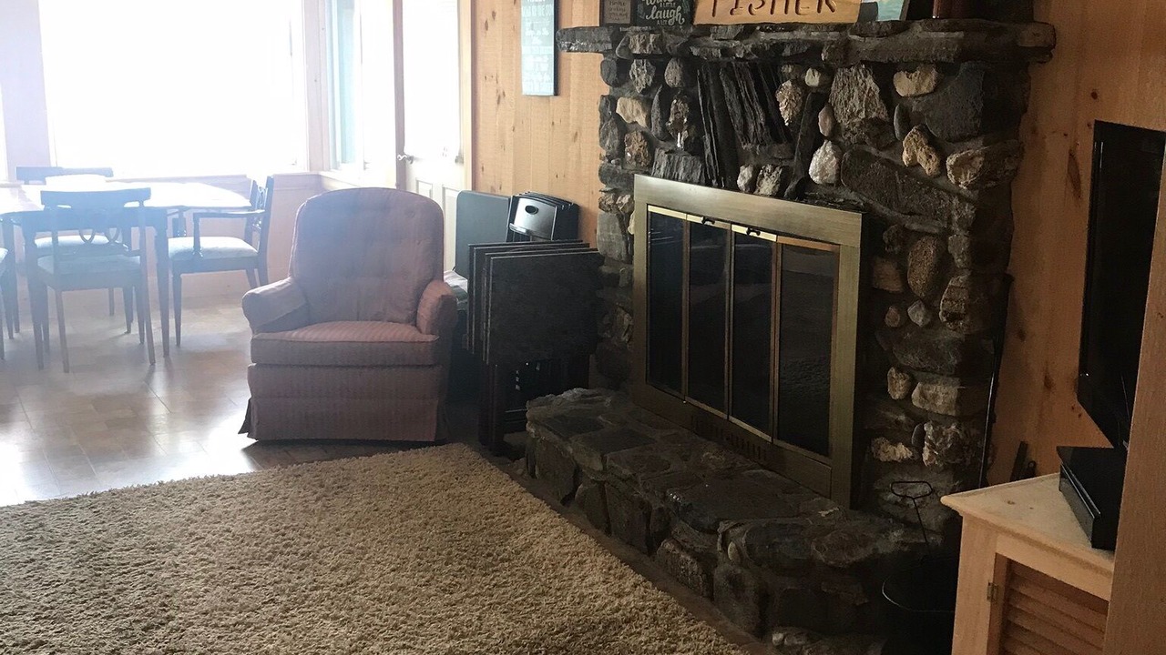 Photo of Livingroom in Auburn